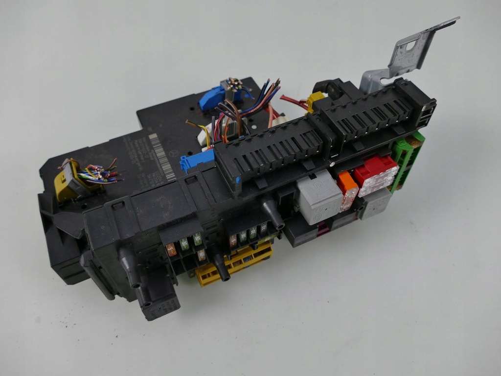 фото №1, Mercedes w204 блок керування sam 2049060305