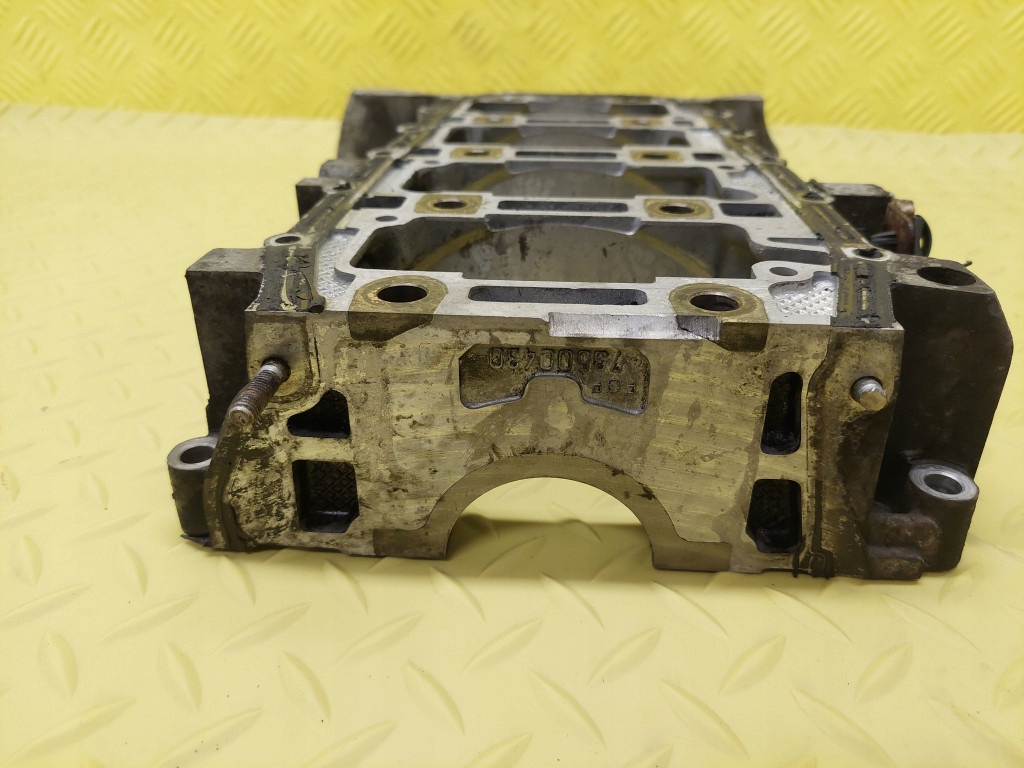 фото №5, Opel corsa c 1.3 cdti блок підпора вала 73500430