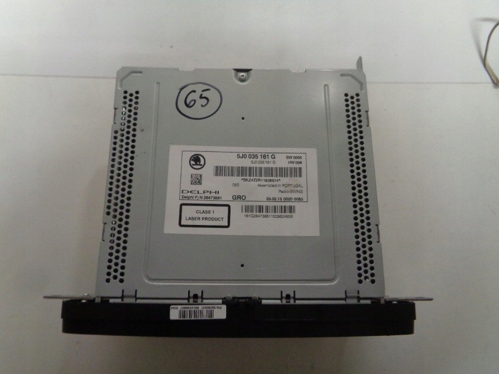 фото №2, Skoda fabia roomster радио swing cd mp3 5j0035161g