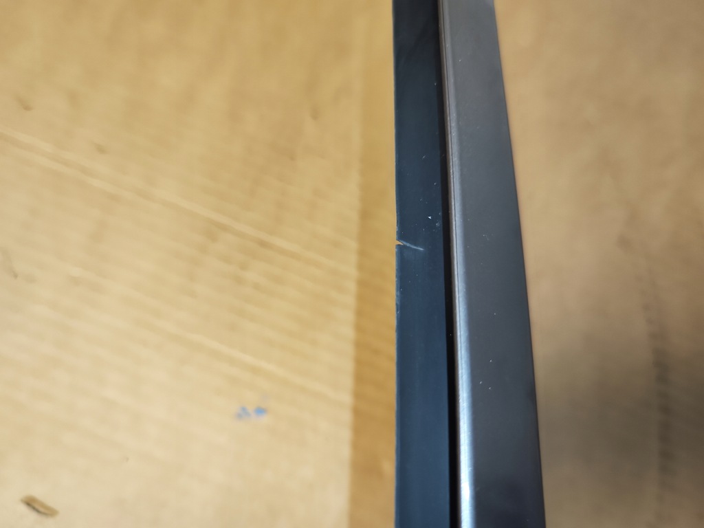 фото №8, Молдинг стекло правая bmw i3 7296782