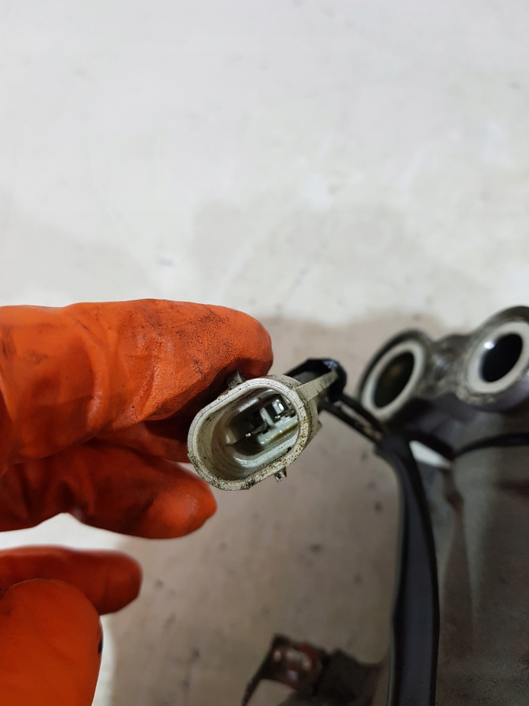 фото №7, Компрессор кондиционера 24461719 opel corsa c meriva a agila 1.2b z12xep