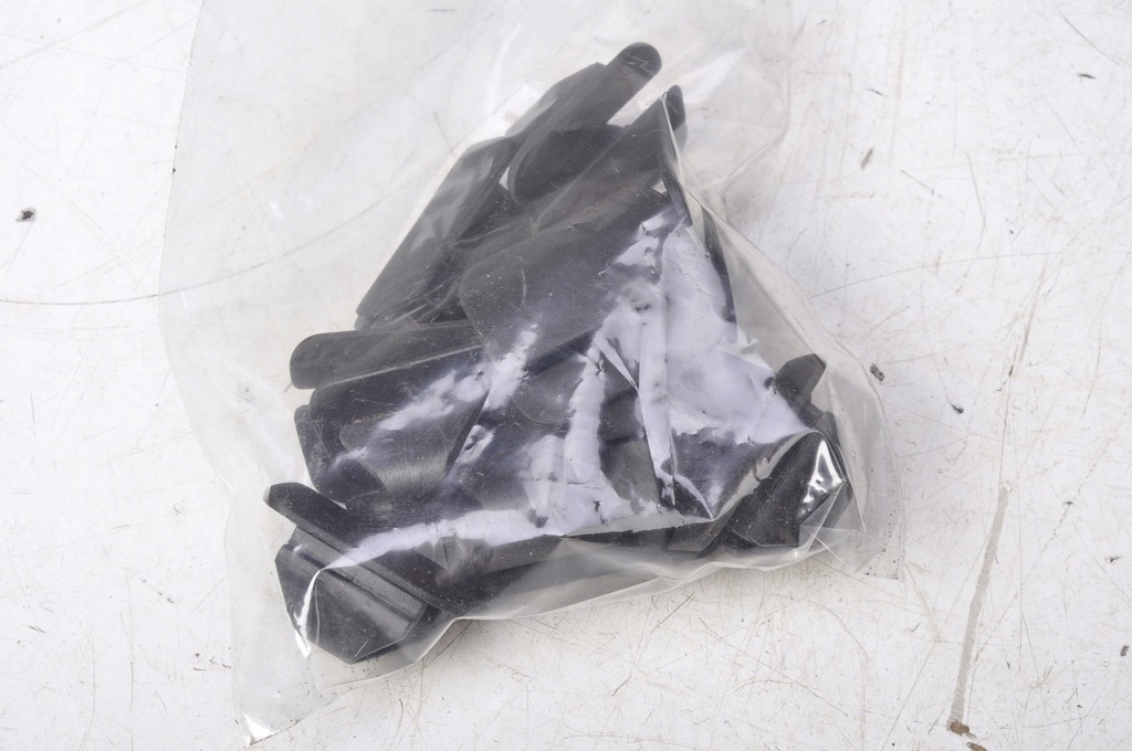 фото №10, Ford mondeo mk4 шумоизоляция подкрылок капот