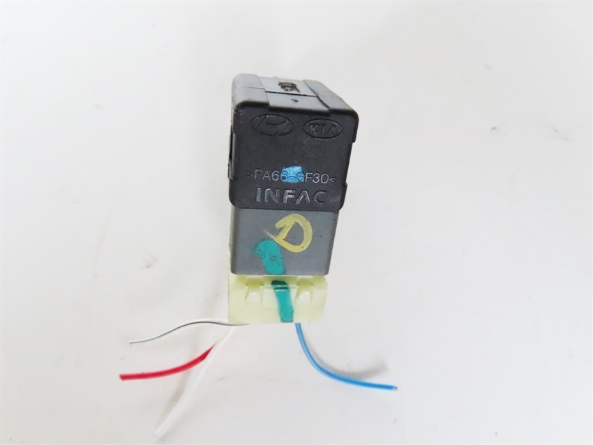 фото №2, Датчик стоп-сигнал hyundai i20 i 2008-2015 rok