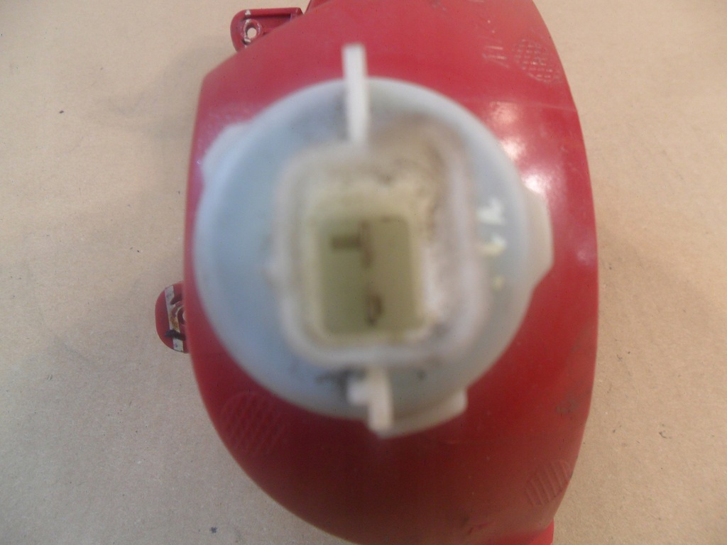 фото №14, Peugeot 5008 ii лампа ліва задня бампера 98119829