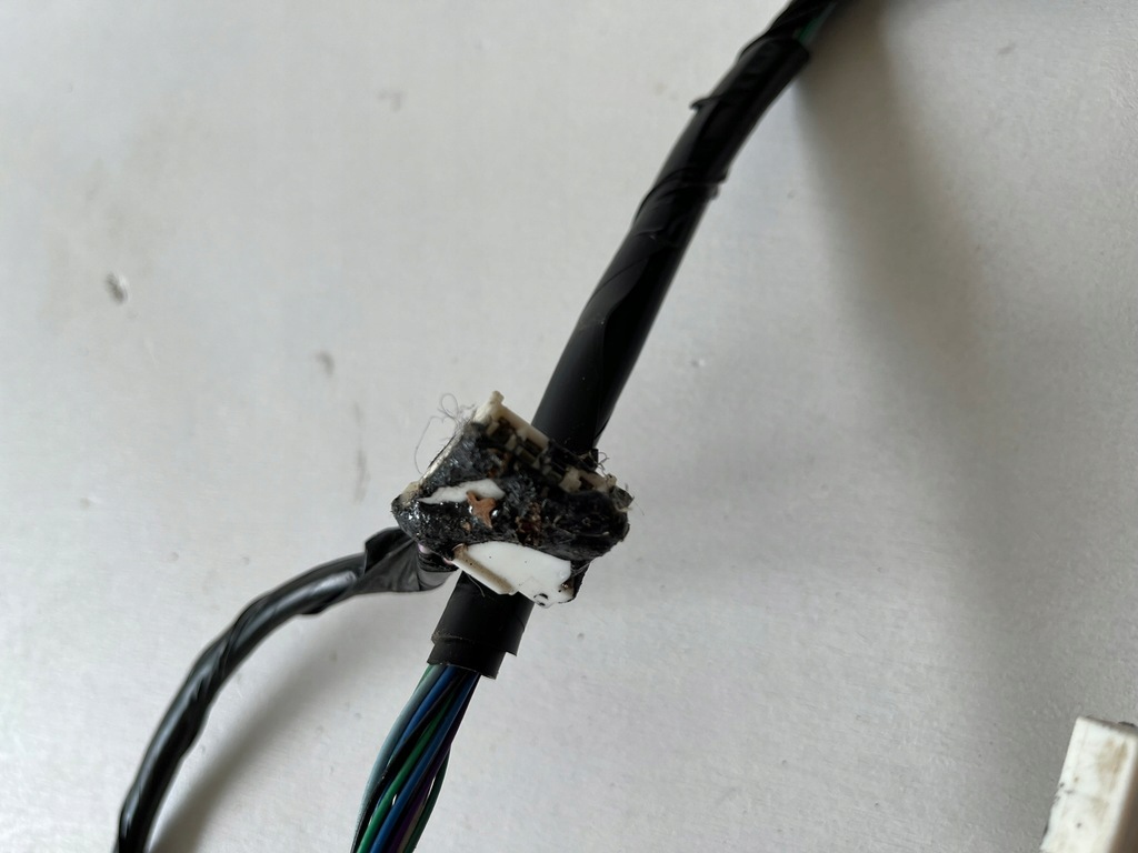 фото №8, Auris ii електропроводка двері правий перед