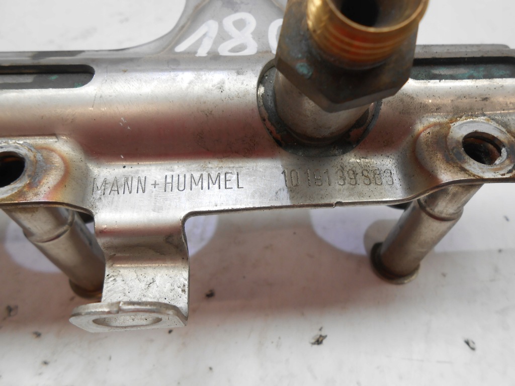 фото №10, Vw tiguan vw scirocco audi a3 молдинг упорскування 06j133317ab + датчик