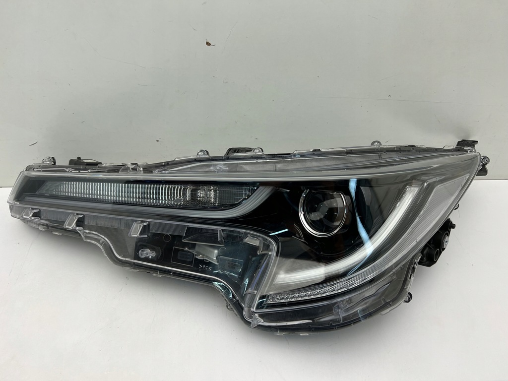 фото №1, Toyota corolla e21 xii лампа передняя левая full led n 18-