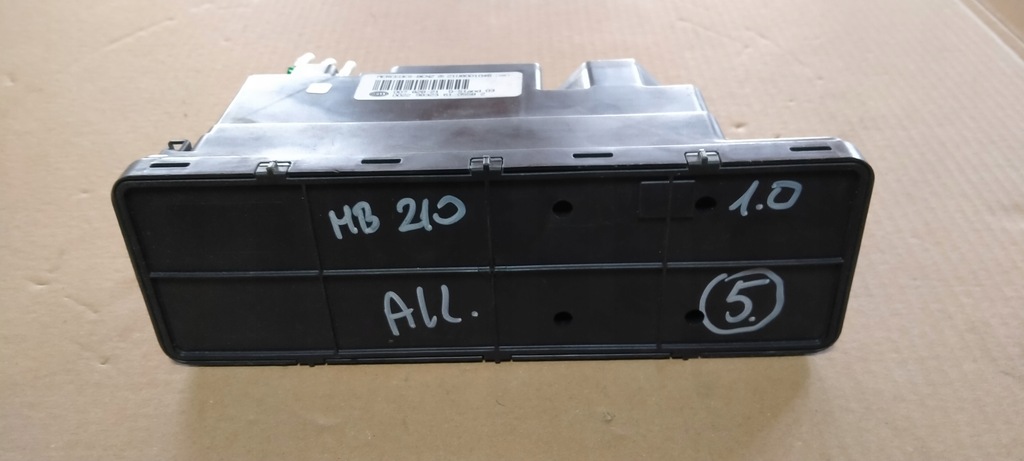 фото №1, Mercedes 210 помпа центрального замка 2108001048