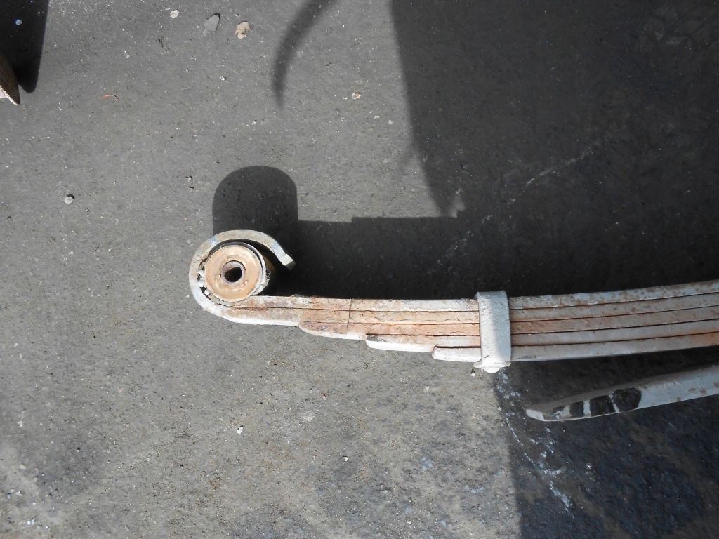 Iveco daily 3 3 ресора лівий 7 щітка Ціна