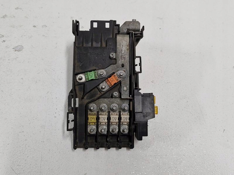 Peugeot 3008 1 1 модуль предохранитель аккумулятор 9810872780 Недорого