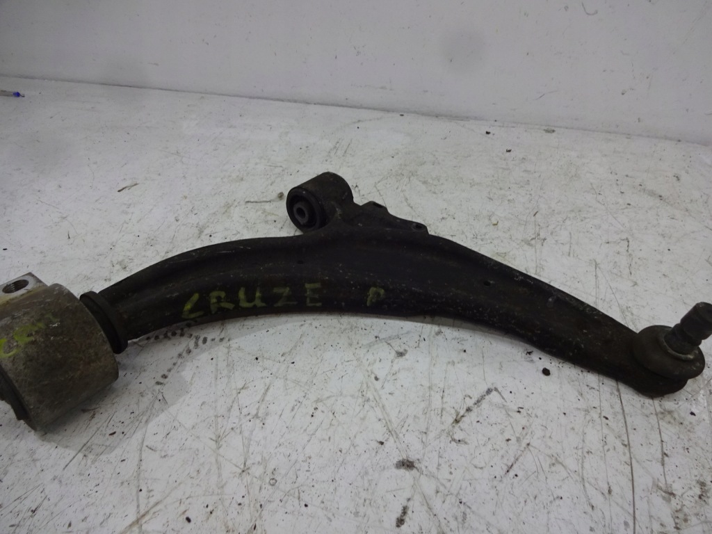 фото №1, Важіль правий перед chevrolet cruze