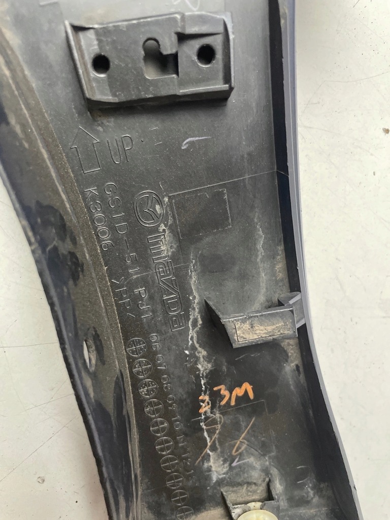 фото №8, Молдинг накладка крила права mazda 6 ii gh