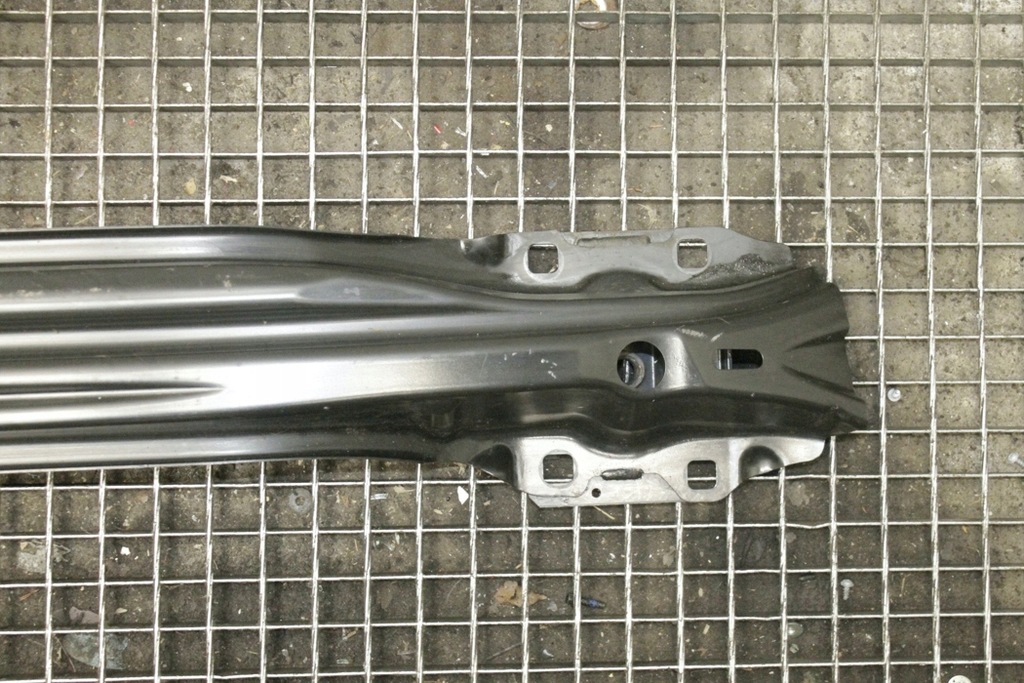 фото №7, Балка бампера задня jaguar f-pace x761 gx7317b892aa 2.0l дизель 132kw