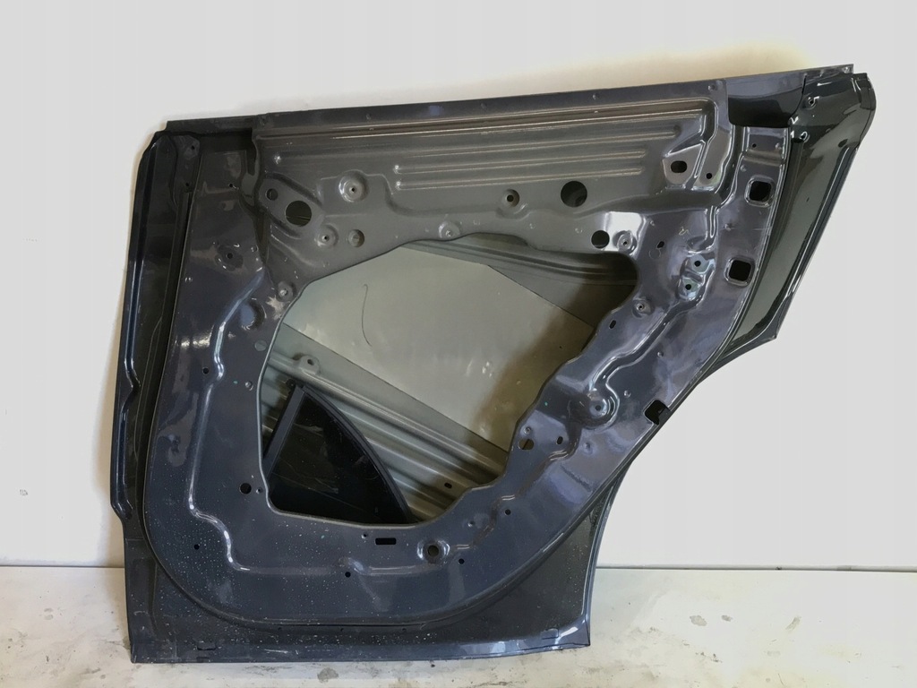 фото №9, Tesla model y дверь правый задняя