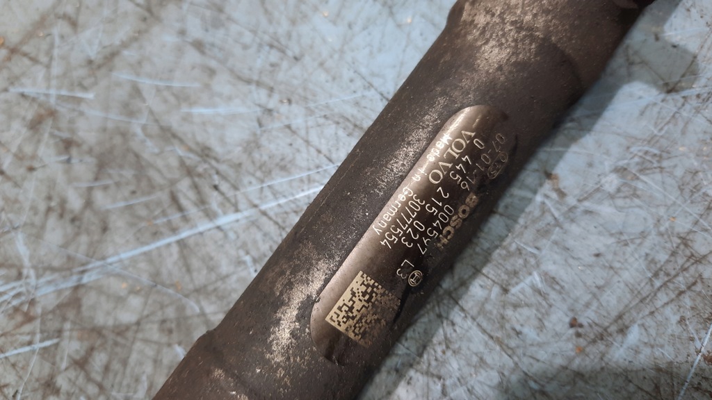 фото №5, Молдинг упорскування 30777554 volvo v70 xc70 ii 2.4 d5