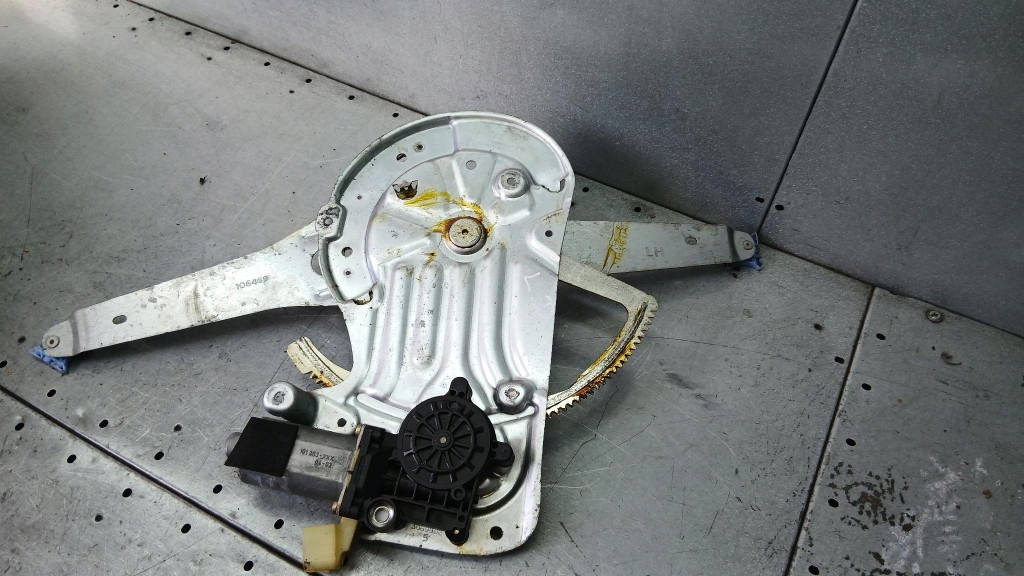 фото №1, Підйомник лівий перед volvo v70 ii 04r 2.4d5