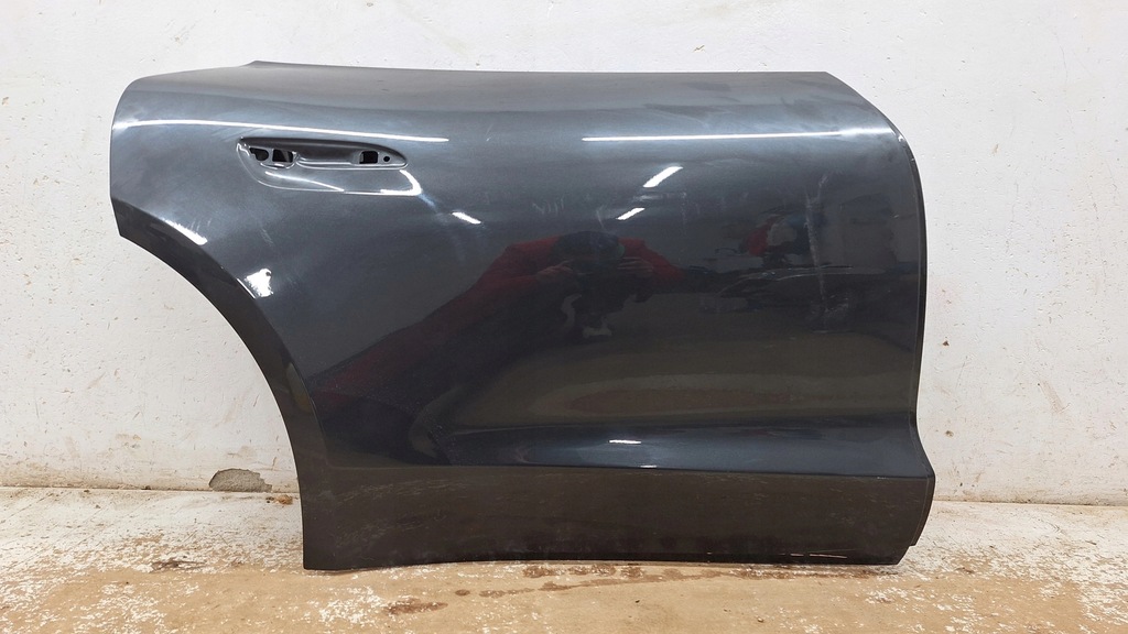 фото №1, Дверь правое задние porsche taycan 9j1