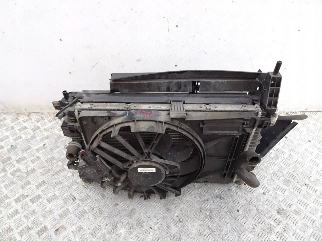Радіатор води + вентилятор ford focus mk3 1.0 ecoboost Зі Шроту