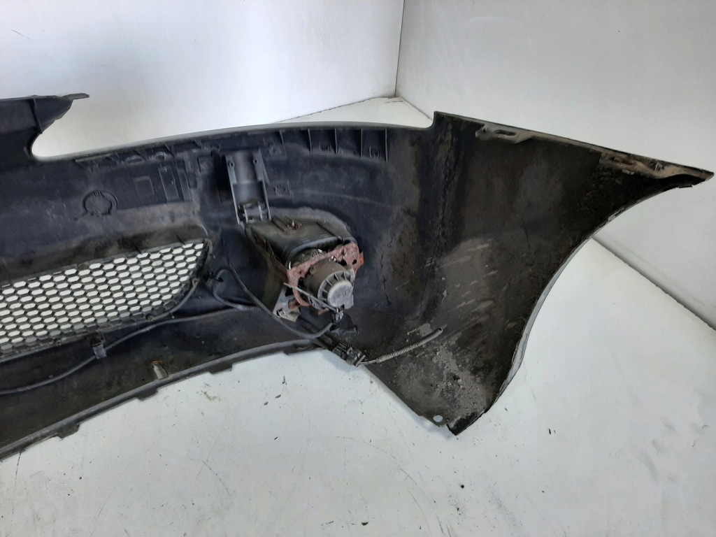 Alfa romeo 147 3d рестайлинг  06r бампер перед противотуманная фара kod 651 156055409 с Разборки