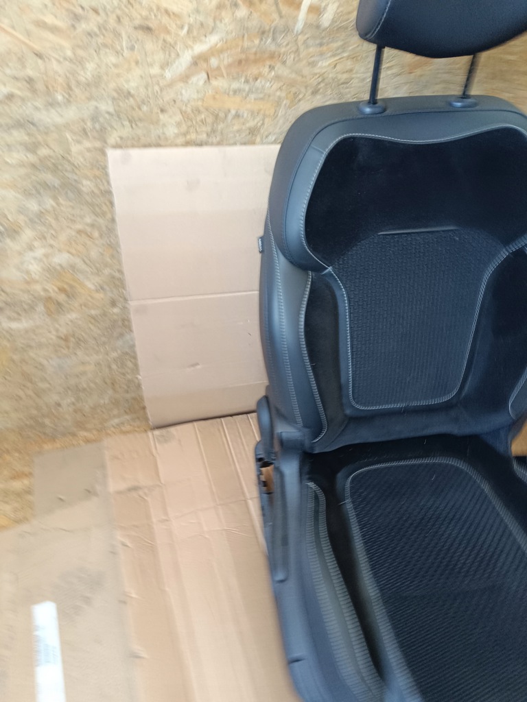 фото №9, Сидіння обшивки заднє сидіння megane iv kombi