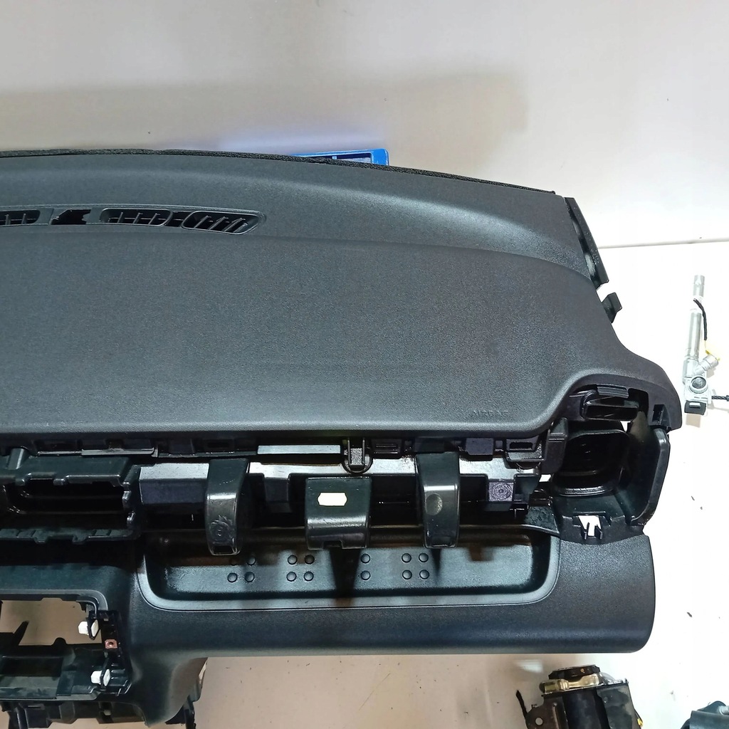 фото №12, Citroen c3 aircross 2018 панели приборная, консоль