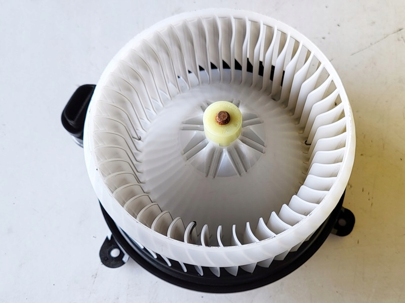 фото №1, Chevrolet camaro 17r повітродувка обдув