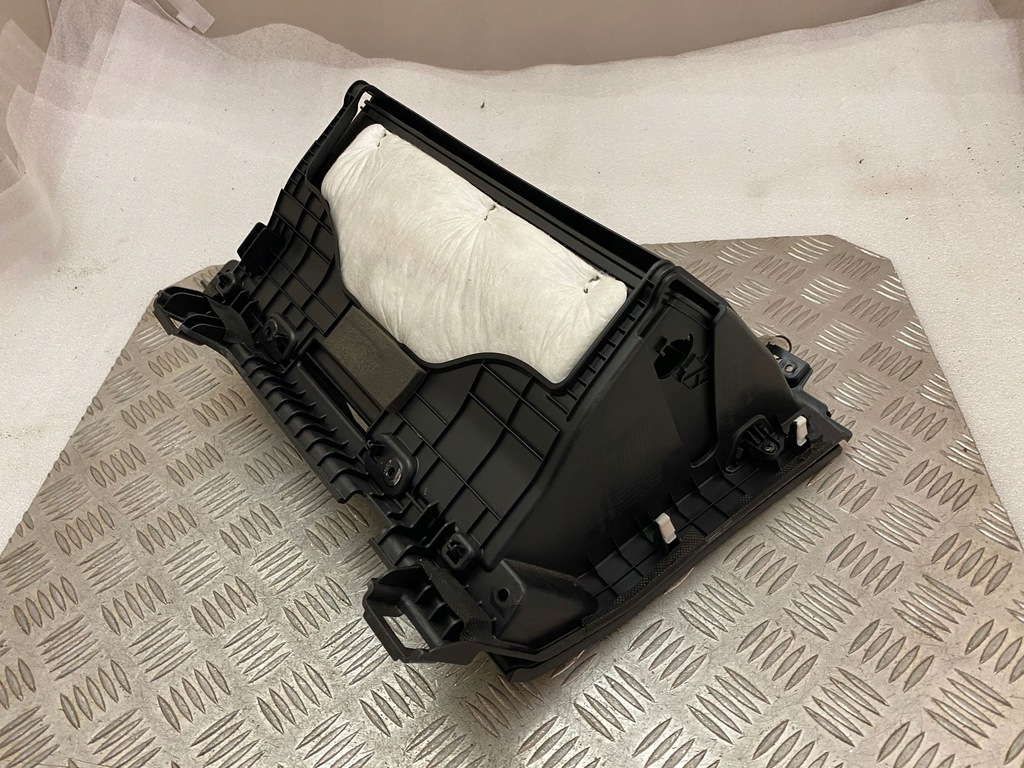 фото №8, Kia sportage бардачок панели приборной панели