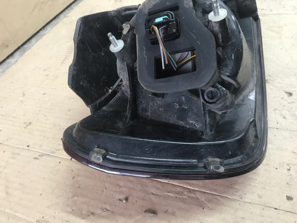 фото №9, Лампа задня права w крила vw golf v plus 5+