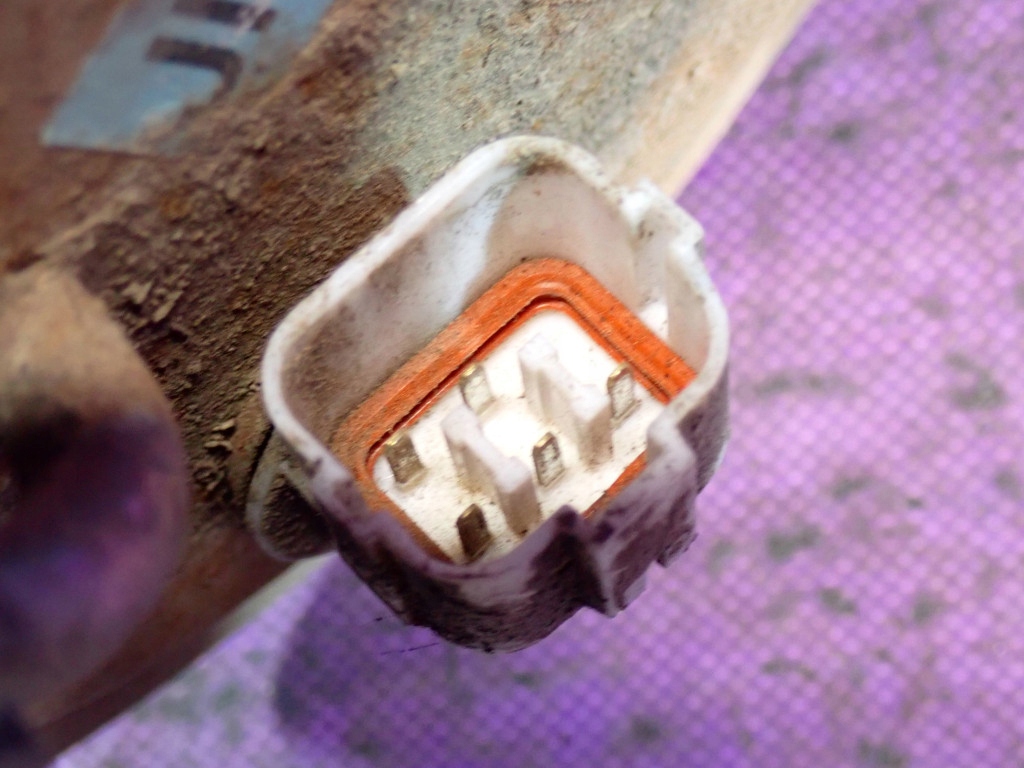 фото №5, Hyundai tucson i 04-10 2.0 d насос топлива 31110-2e000 5 pin