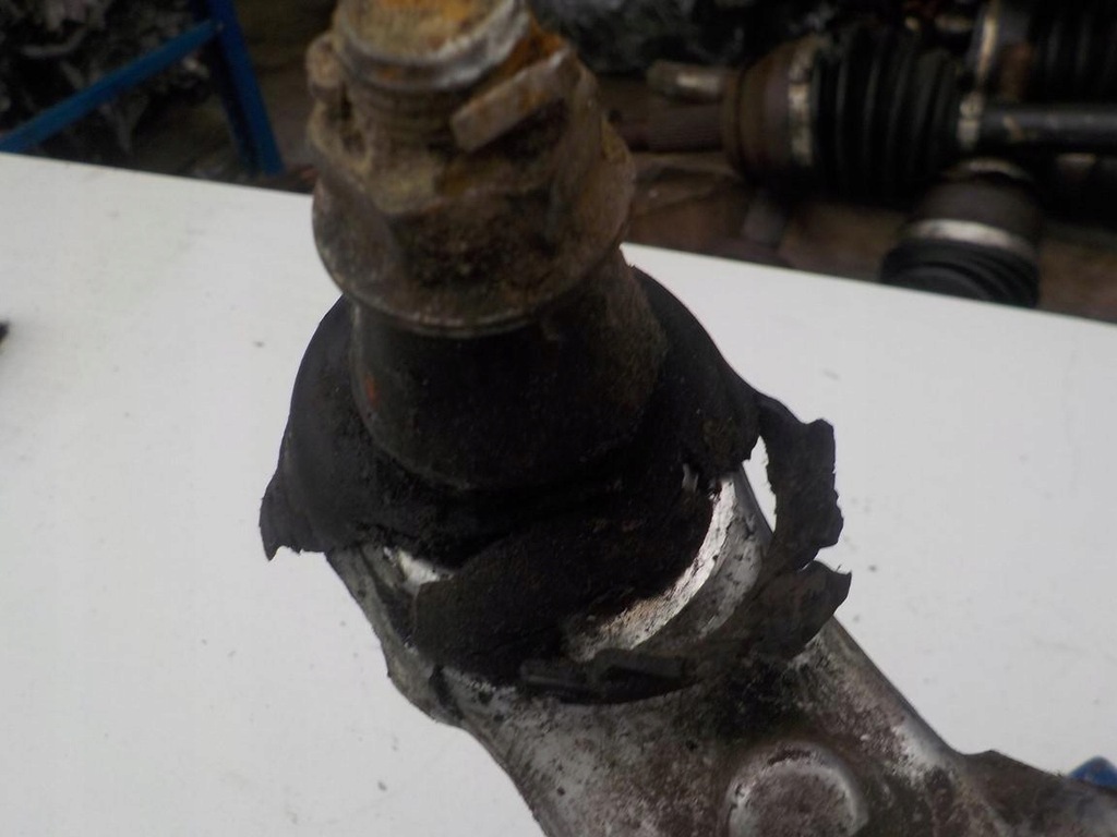 фото №6, Рычаг левый перед nissan gtr