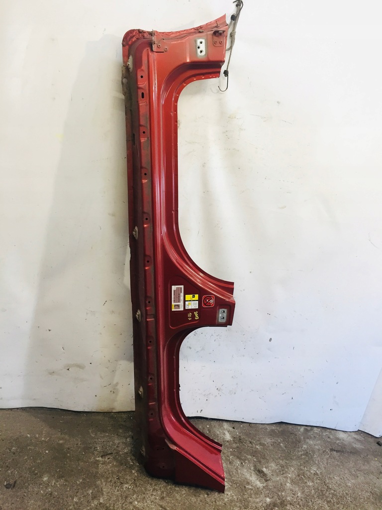 фото №1, Лівий поріг peugeot 2008 #106