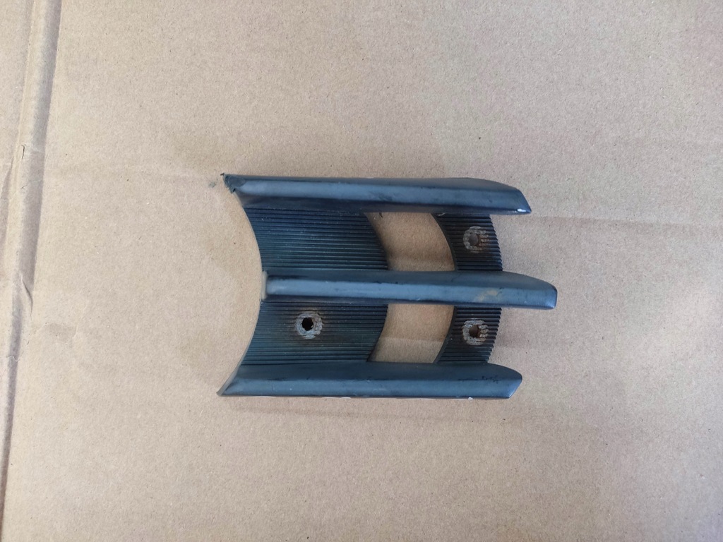 фото №6, Решётка бампера mitsubishi pajero shogun sport i 1999-2006 правая + левая