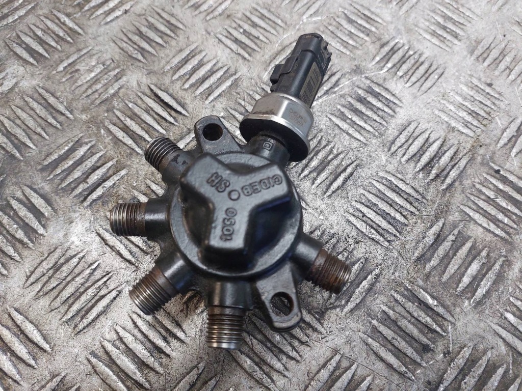 фото №1, Распределитель топлива renault megane ii 1.5 dci 8200057345 8200057232