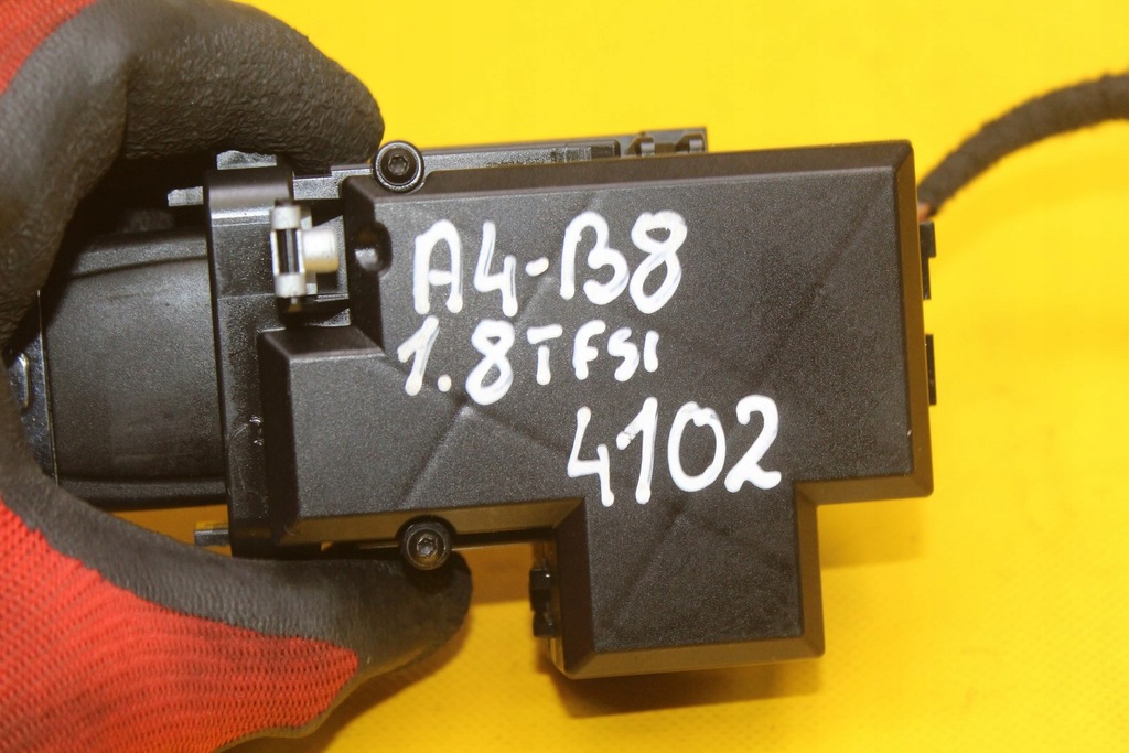 фото №8, Замок зажигания ключ считыватель audi a4 b8 a5 8t 8k0909131d