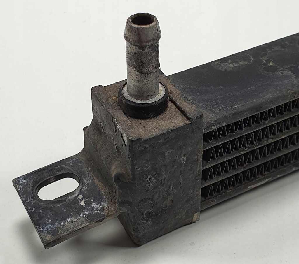 фото №2, Радиатор масла aston martin rapide 9d33-7869-ba