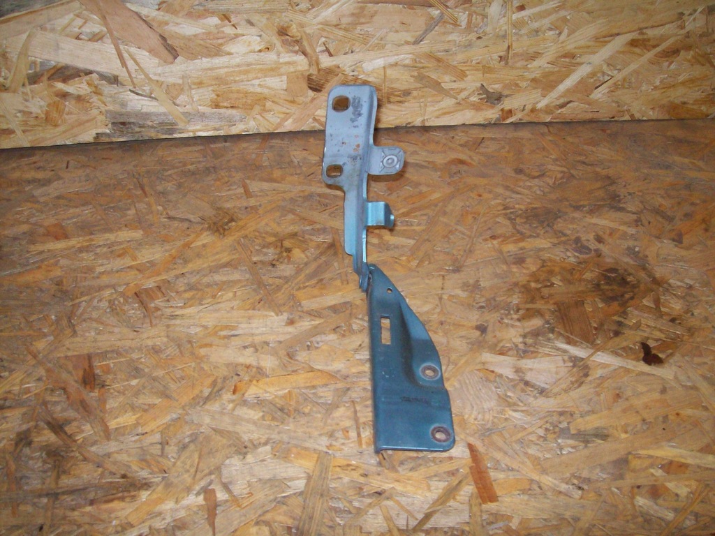 фото №1, Nissan almera tino 2,2 di 05 r петля капот