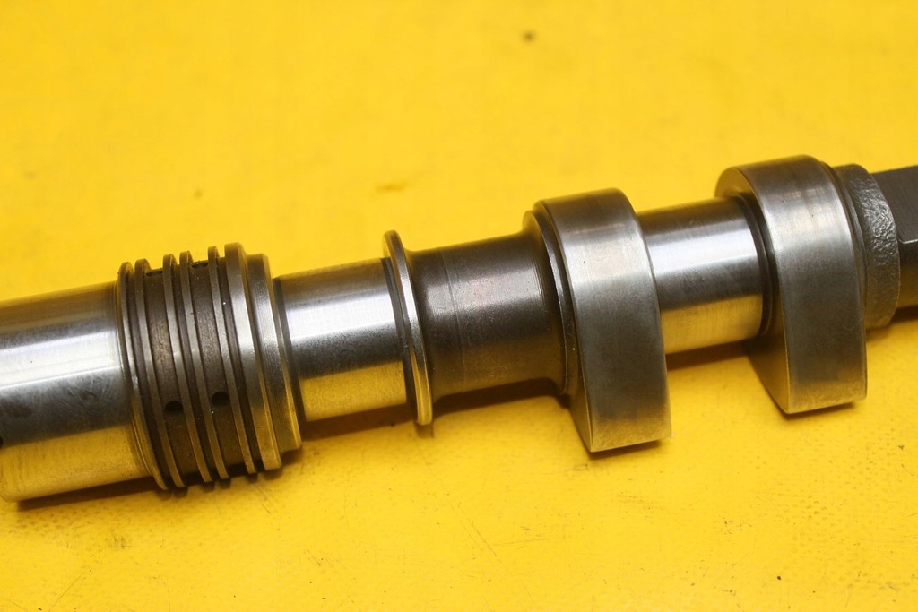 фото №5, Вал розподільного валу лівий випускний a8 d3 3.0 asn 2se