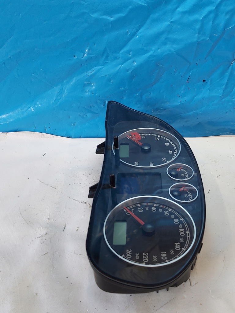 фото №8, Счетчик приборная панель passat b5 fl 1.6 b 3b0920825