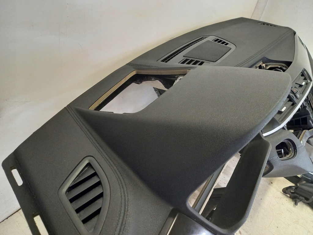 фото №5, Консоль панель приладів 2x подушка безпеки 4x ремені bmw x2 f39 m-pakiet проекційний дисплей