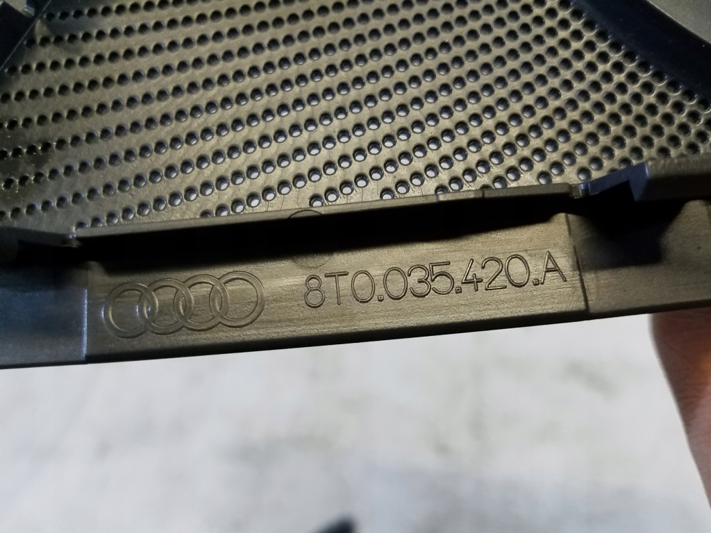 Накладка накладка динаміка audi a5 8t Оригінал