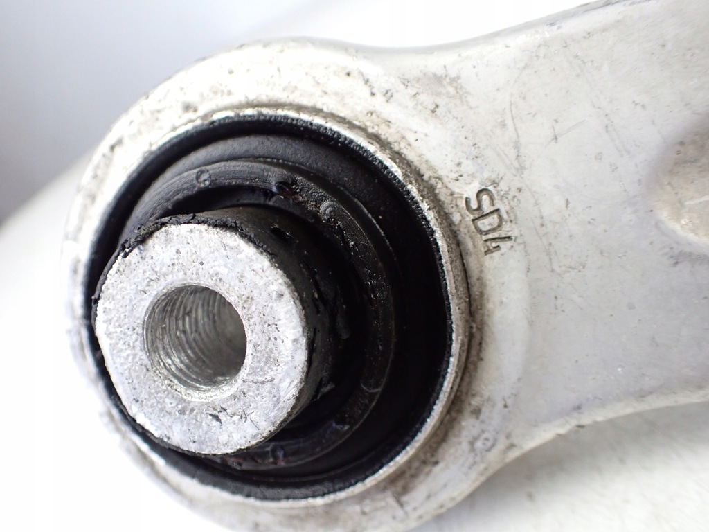 фото №6, Поворотный кулак подвеска ступица левый перед audi a8 s8 d3 5.2 короткий