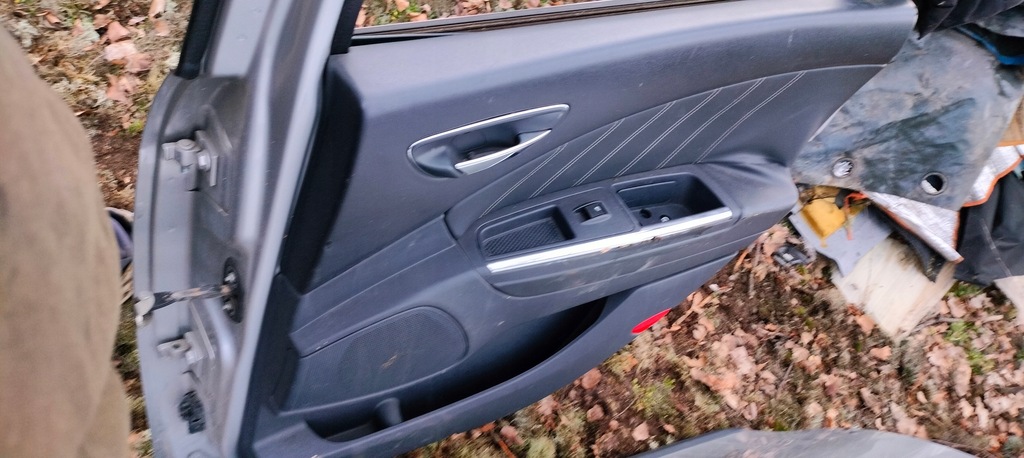 фото №6, Двері правий задня праве задні lancia delta iii kpl