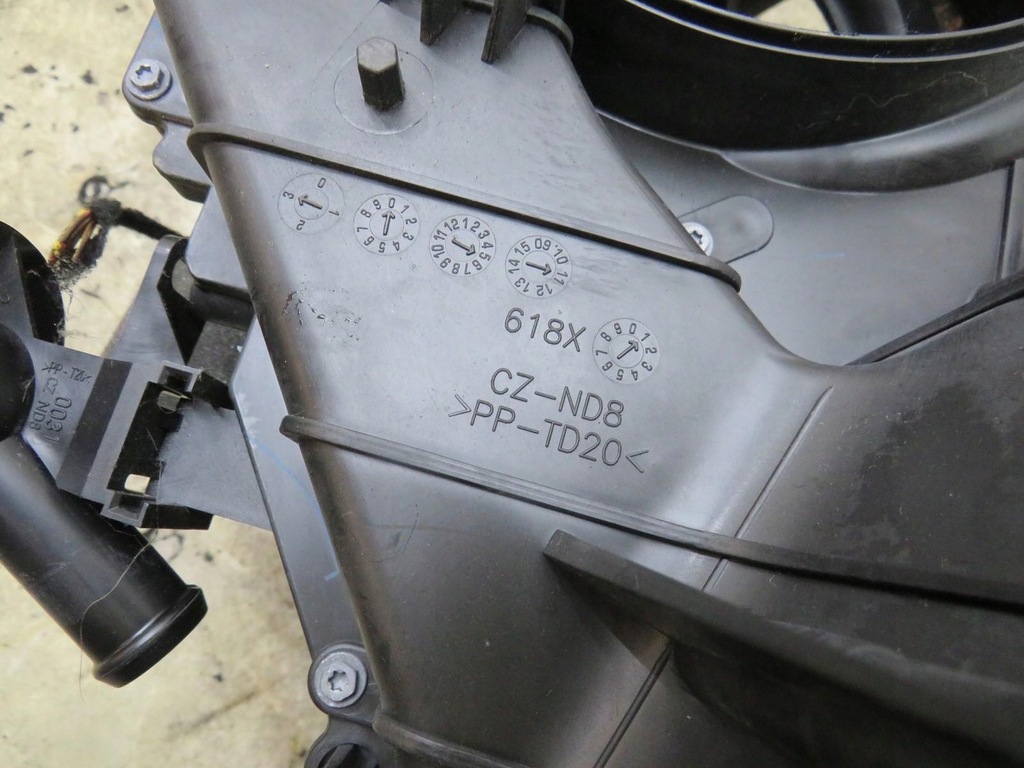 фото №5, Корпус воздуходувка отопителя audi a7