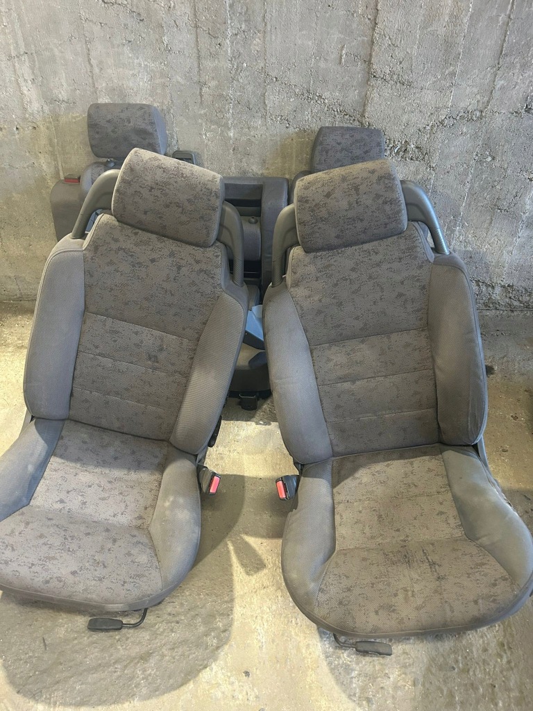 фото №1, Повний салон сидіння заднє сидіння land rover discovery 2 ii