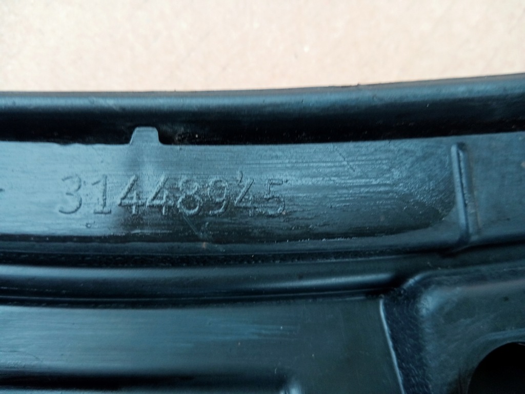 фото №9, Volvo v60 s60 cross левая молдинг крыла перед