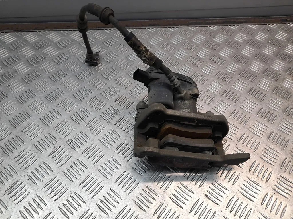 фото №6, Audi q5 sq5 8k5aj задняя сторона левая суппорты