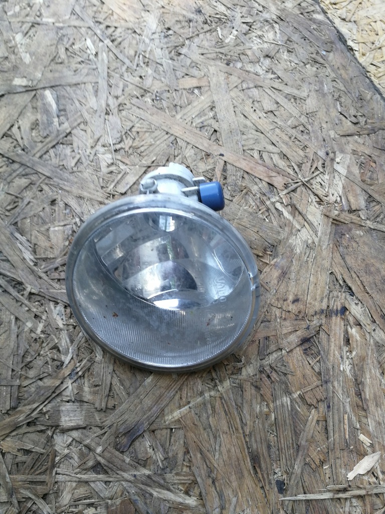 фото №1, Противотуманная фара правый toyota auris 2013