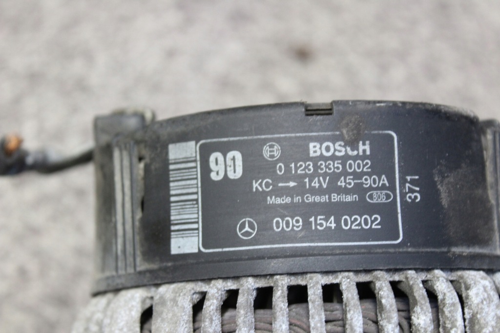 Mercedes 124 2.0d генератор 0091540202 Оригинал