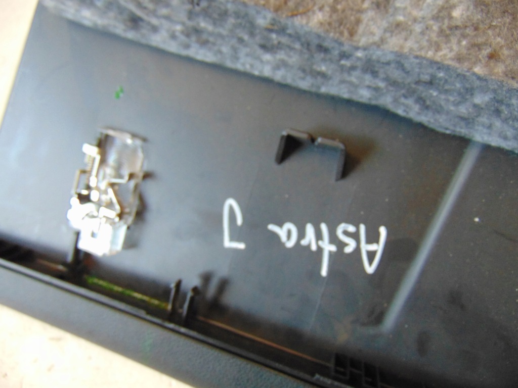 фото №6, Бардачок пассажира opel astra j