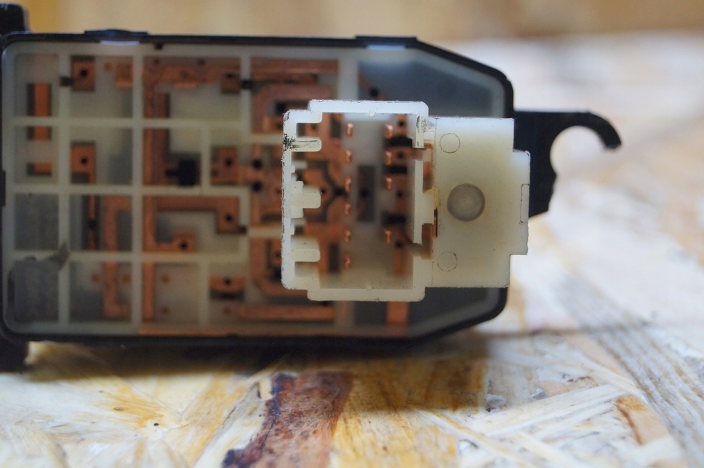 фото №8, Панель регулювання дзеркал hyundai i20 202008323